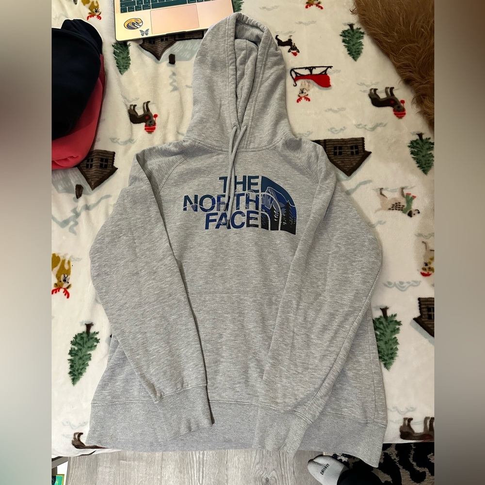 Northface women’s large sweatshirt